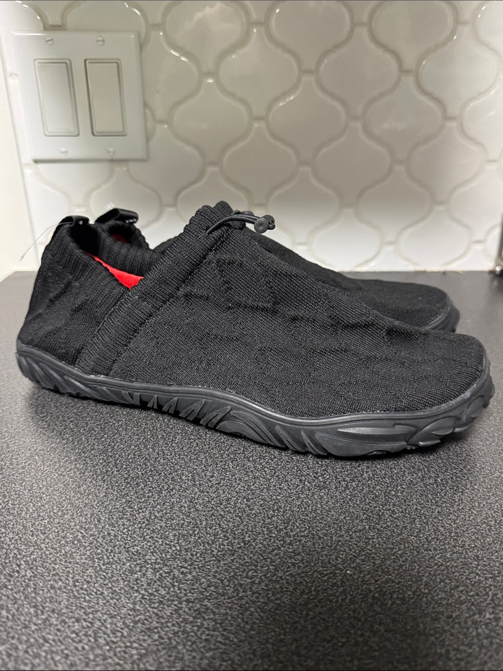 Men's Black Slip-On Knit Oobend barefoot shoes - Picture 2 of 5